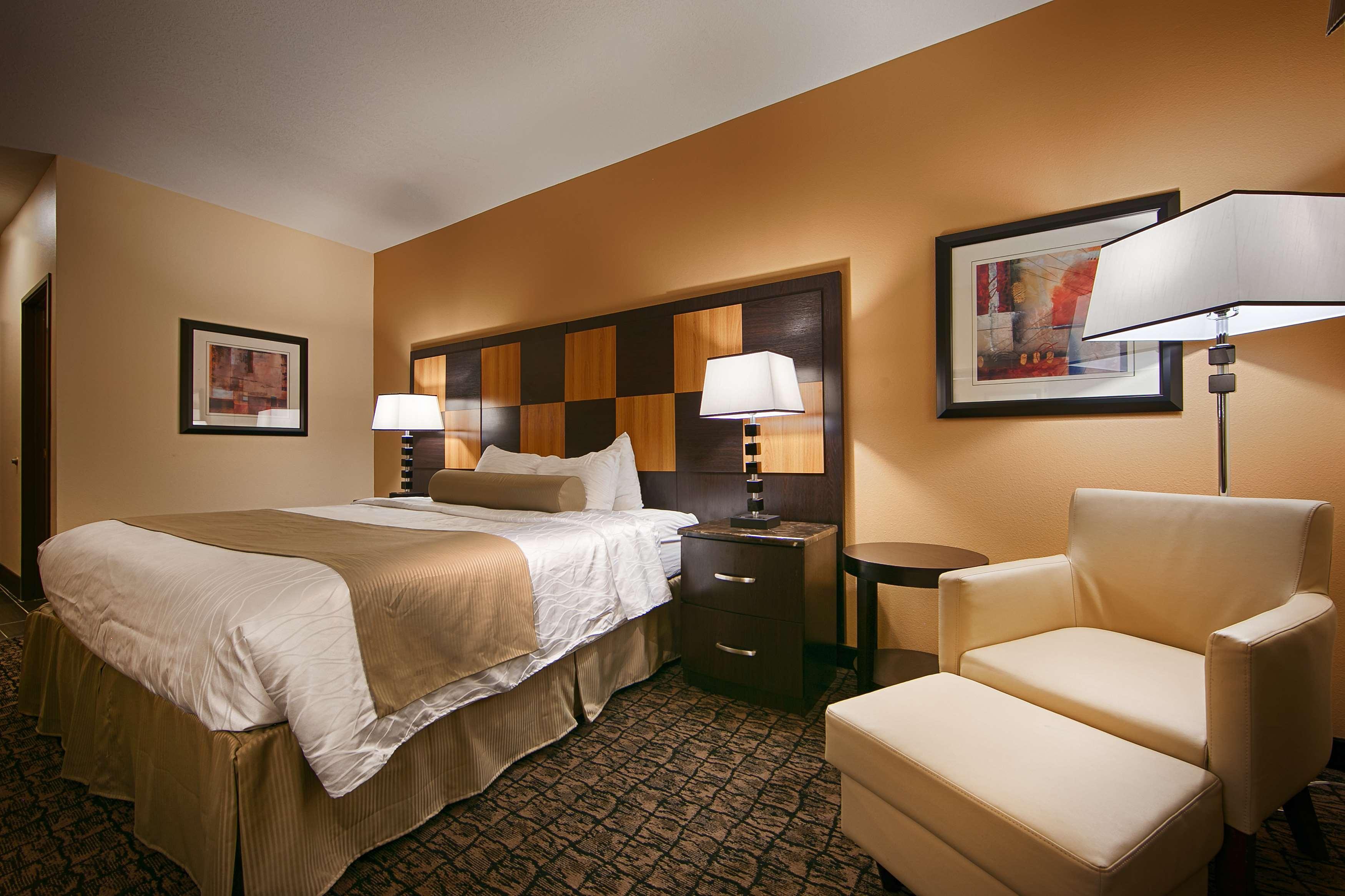 Best Western Plus - Wendover Inn Esterno foto