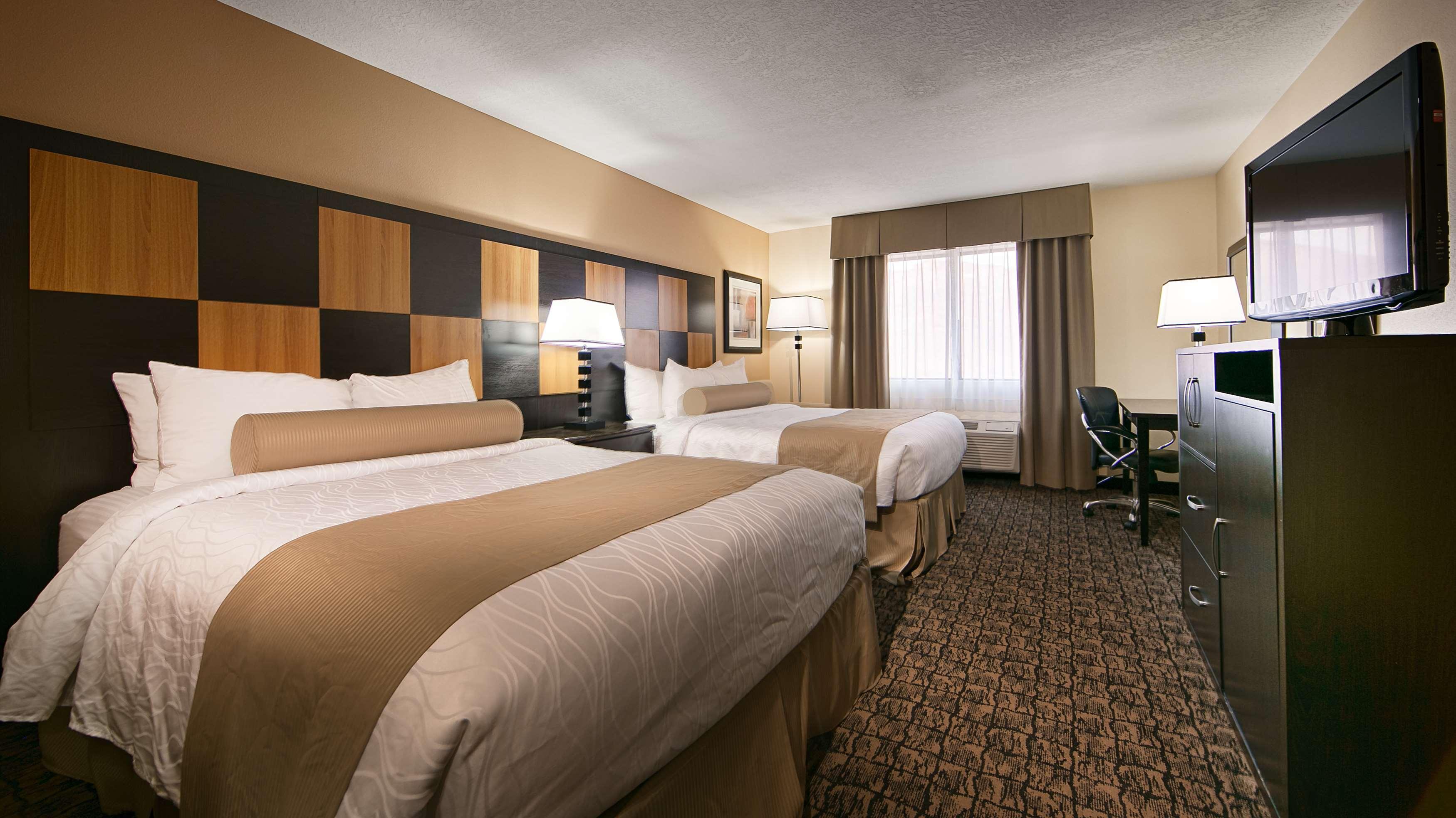 Best Western Plus - Wendover Inn Esterno foto
