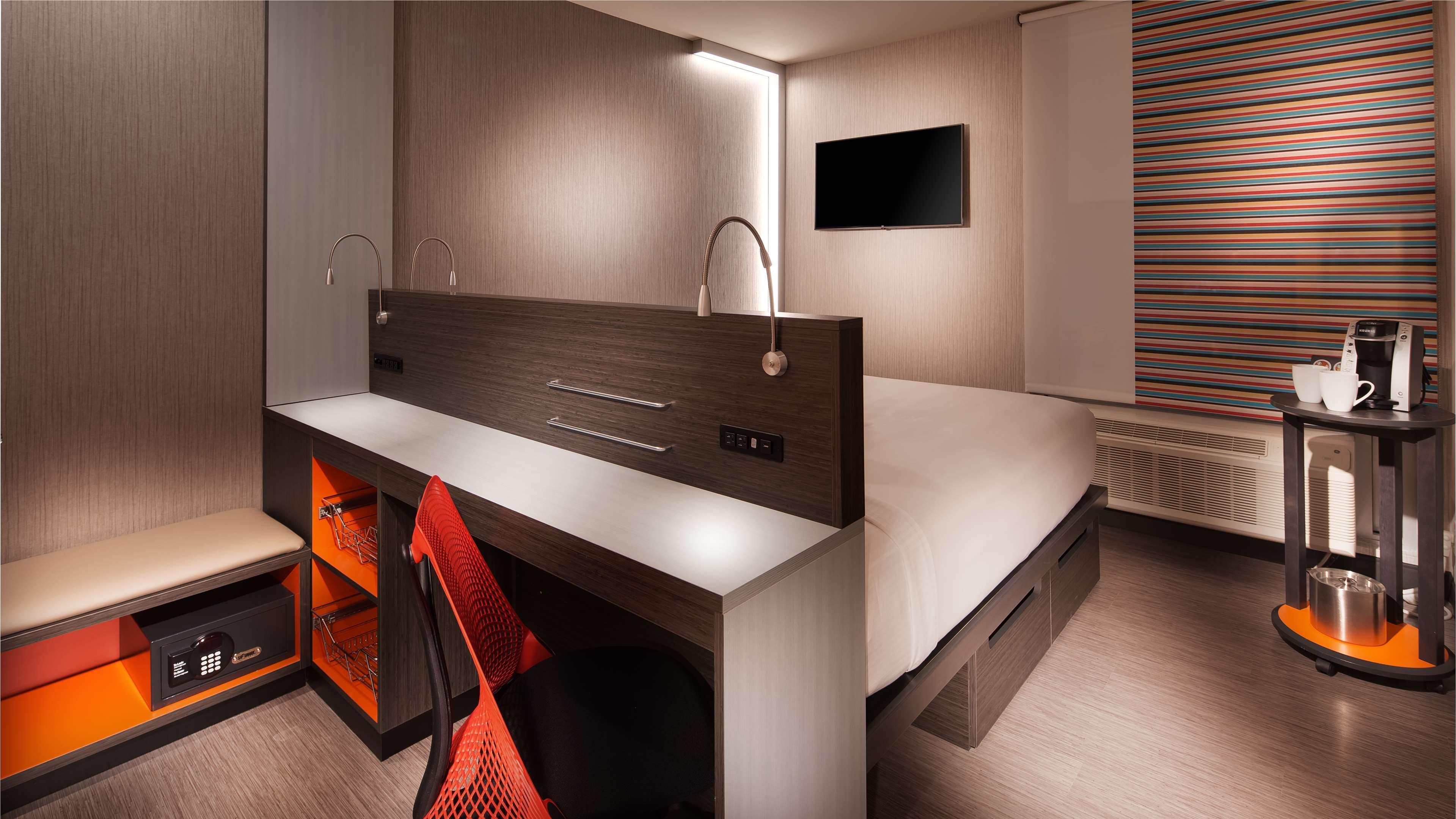 Best Western Plus - Wendover Inn Esterno foto
