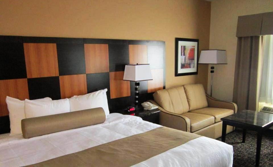 Best Western Plus - Wendover Inn Esterno foto